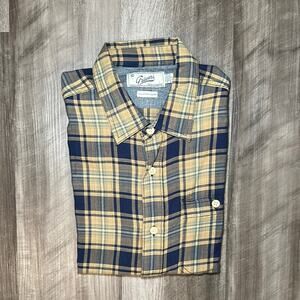 Grayers Short Sleeve Button Down - Large